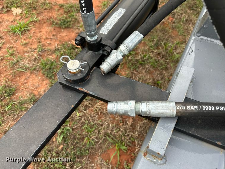 image for item NQ9387 Titan  bale unroller 