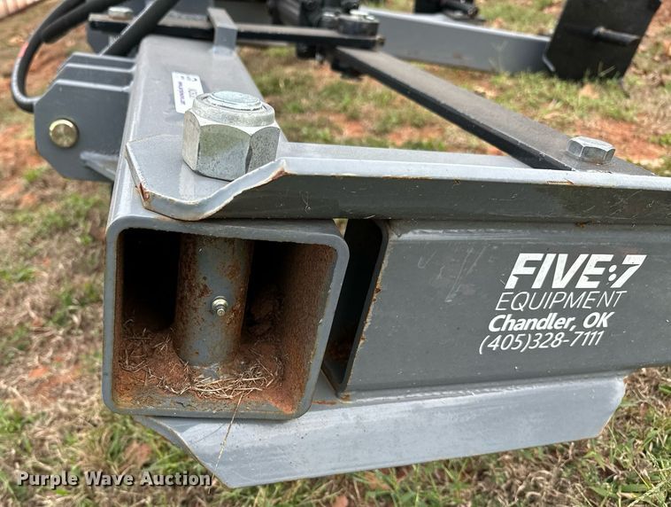 image for item NQ9387 Titan  bale unroller 