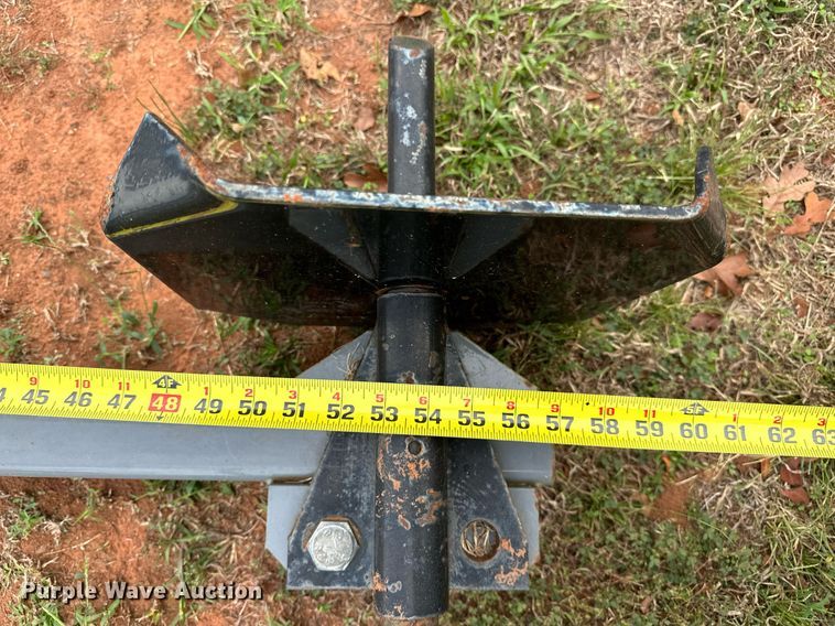 image for item NQ9387 Titan  bale unroller 