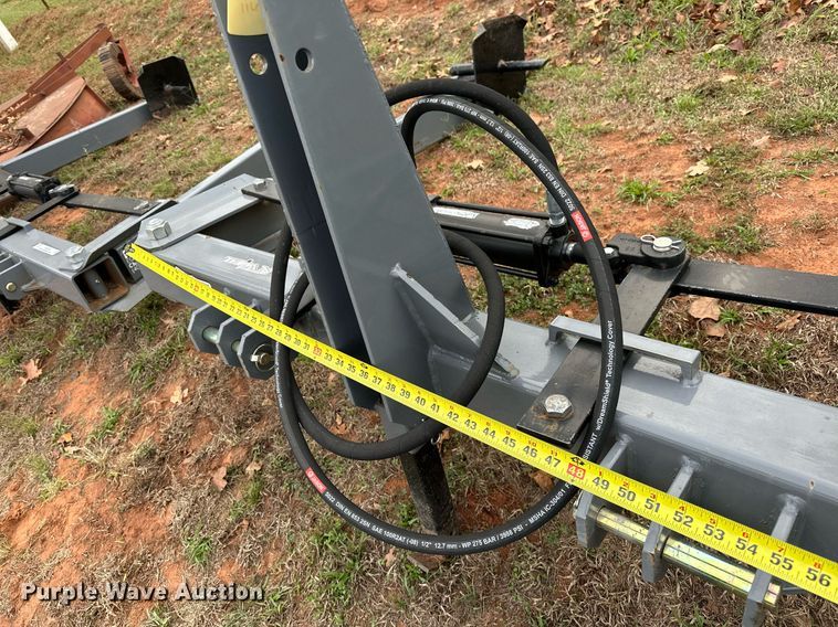 image for item NQ9387 Titan  bale unroller 