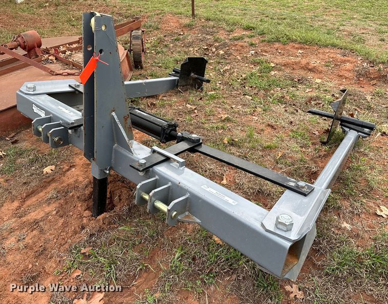 image for item NQ9388 Titan  bale unroller