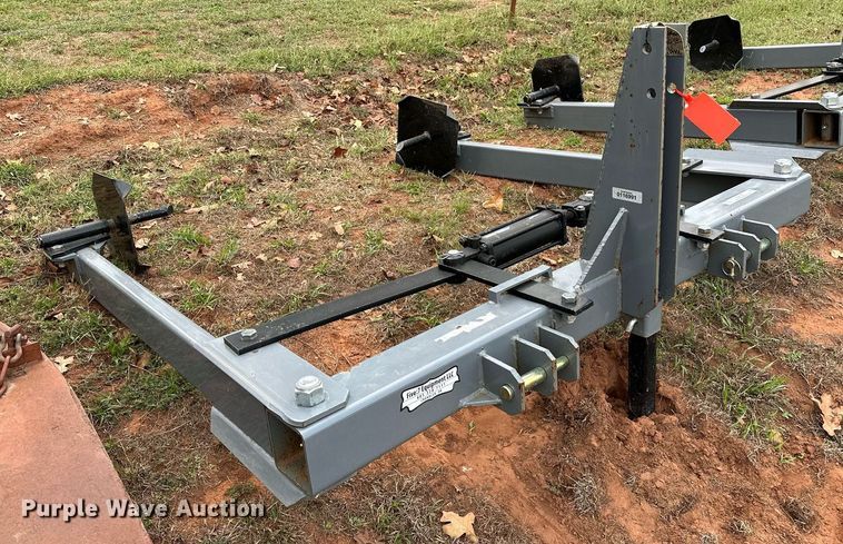 image for item NQ9388 Titan  bale unroller