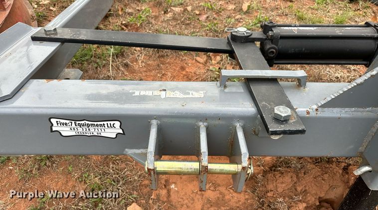 image for item NQ9388 Titan  bale unroller