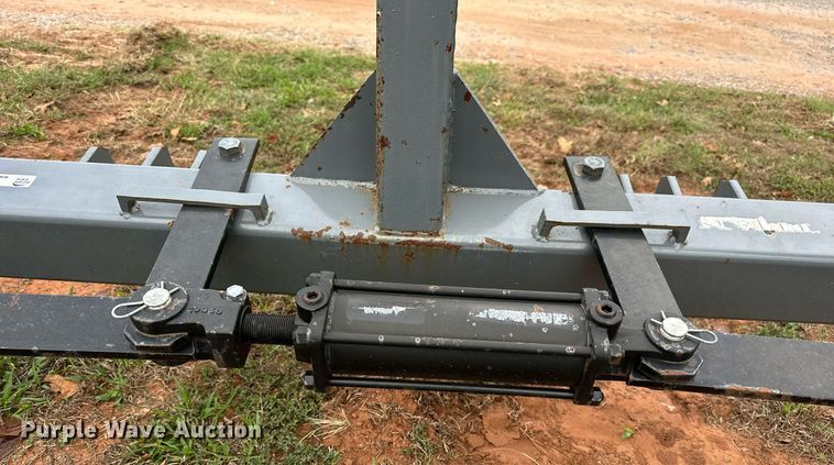 image for item NQ9388 Titan  bale unroller