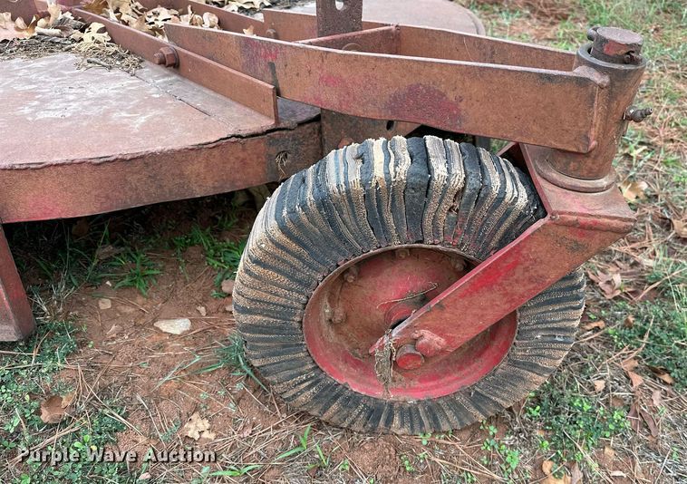 image for item NQ9389 Rotary mower