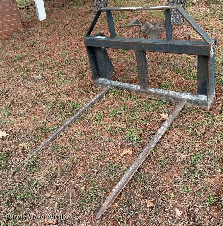 image for item NQ9390 CAL 4 Construction Attachments bale spear