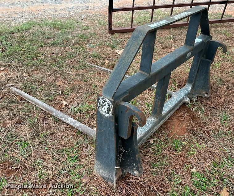 image for item NQ9390 CAL 4 Construction Attachments bale spear