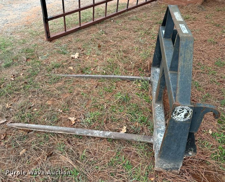 image for item NQ9390 CAL 4 Construction Attachments bale spear