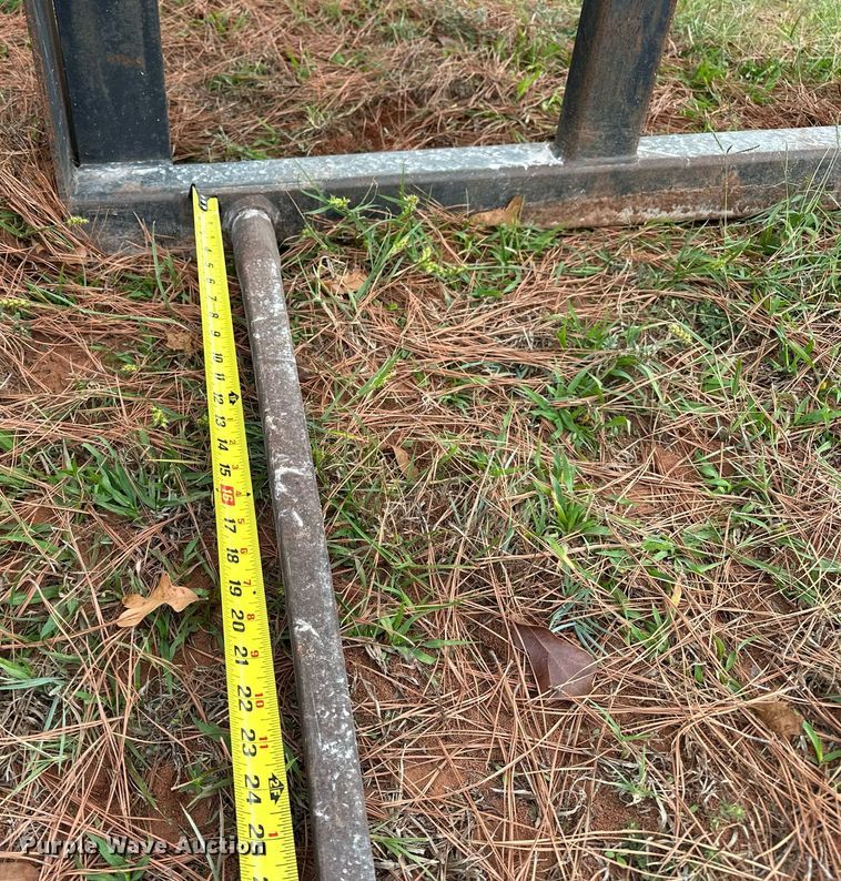 image for item NQ9390 CAL 4 Construction Attachments bale spear