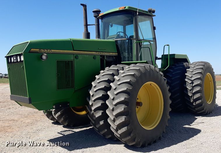 image for item NV9324 1994 John Deere 8770  4WD tractor