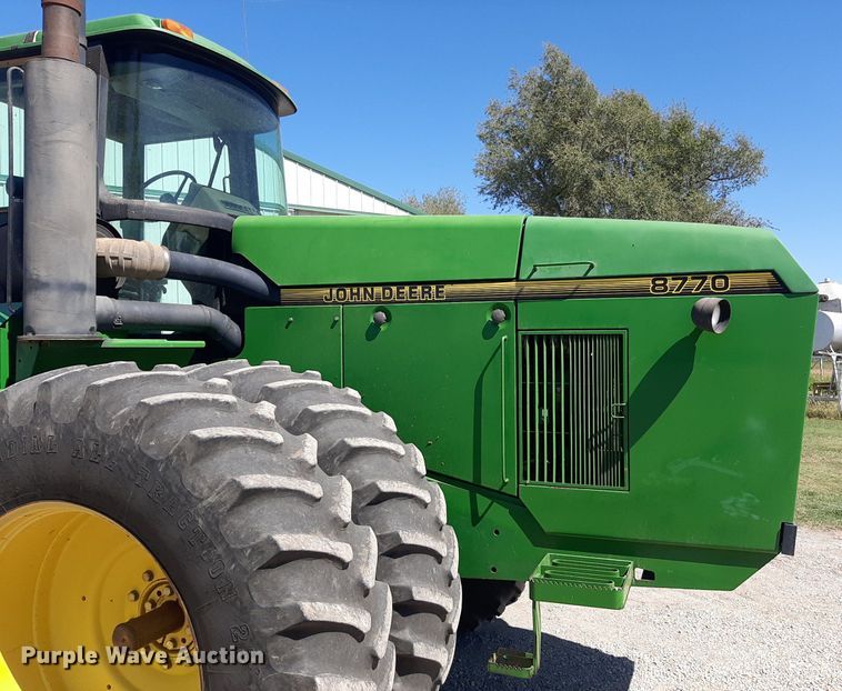 image for item NV9324 1994 John Deere 8770  4WD tractor