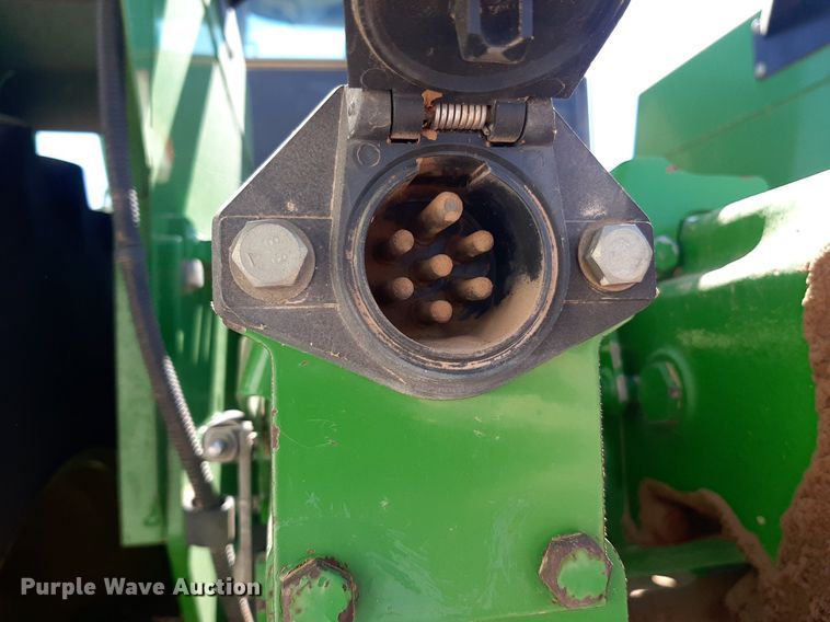 image for item NV9324 1994 John Deere 8770  4WD tractor