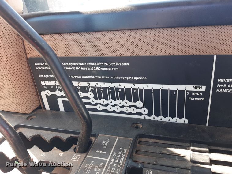 image for item NV9324 1994 John Deere 8770  4WD tractor