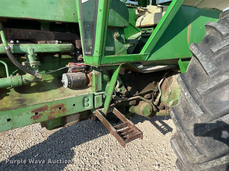 image for item NX9847 1966 John Deere 4020  tractor