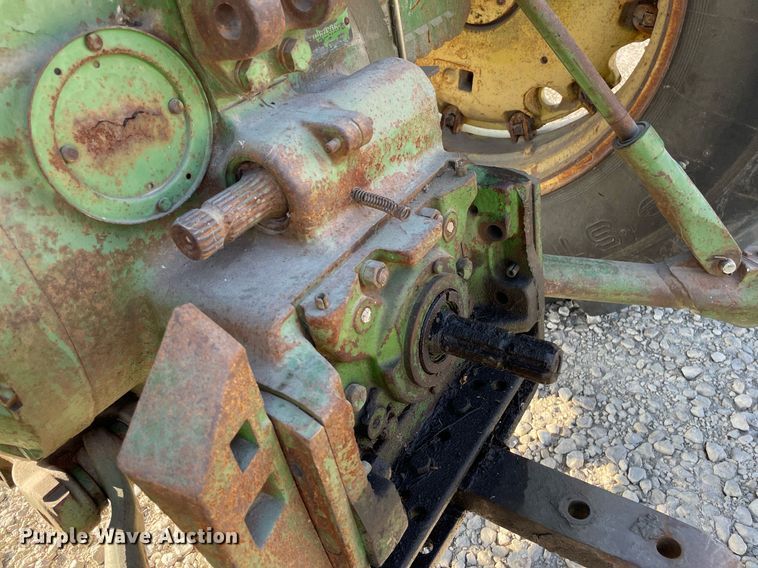 image for item NX9847 1966 John Deere 4020  tractor