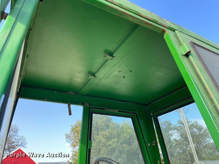 image for item NX9847 1966 John Deere 4020  tractor