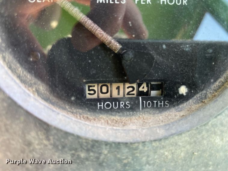 image for item NX9847 1966 John Deere 4020  tractor