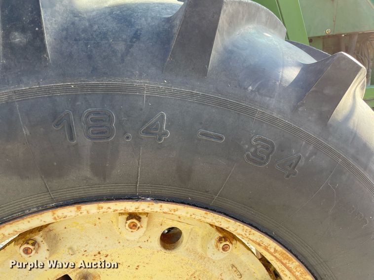 image for item NX9847 1966 John Deere 4020  tractor