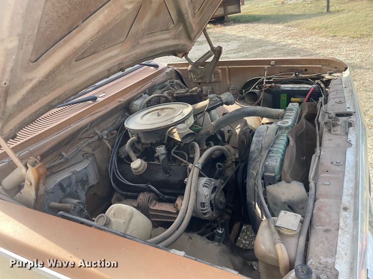 image for item NX9848 1985 Dodge Ram 3500  flatbed pickup truck