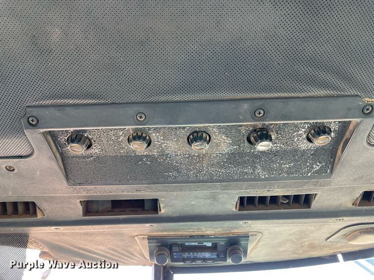 image for item NY9826 1975 John Deere 4630  tractor