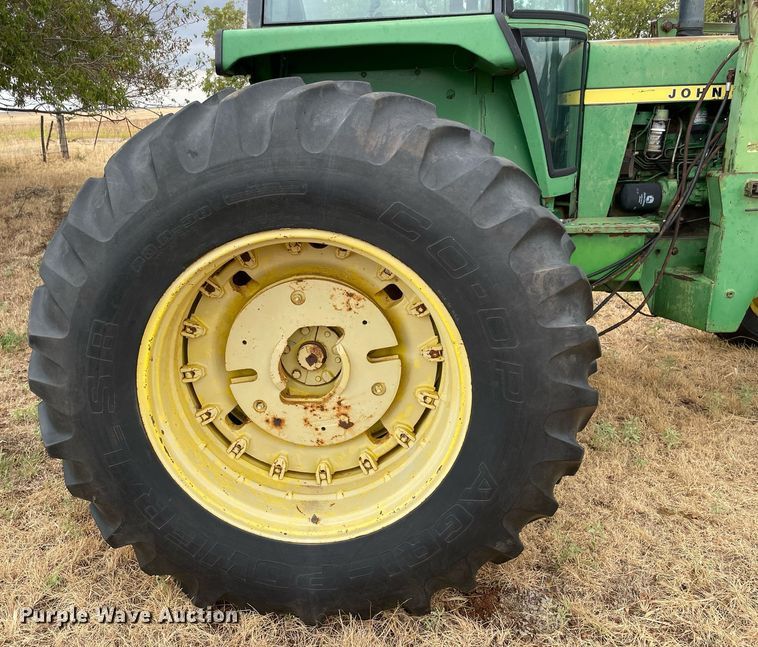 image for item NY9826 1975 John Deere 4630  tractor