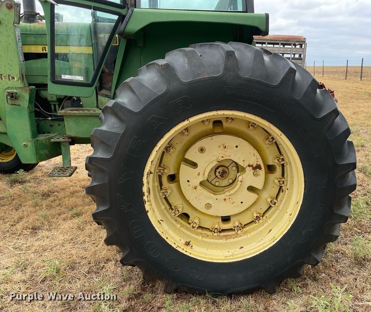 image for item NY9826 1975 John Deere 4630  tractor