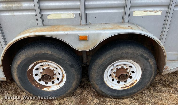 image for item NY9828 1995 Titan  livestock trailer