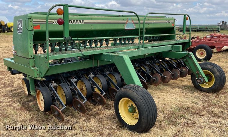 image for item NY9829 John Deere 750  grain drill