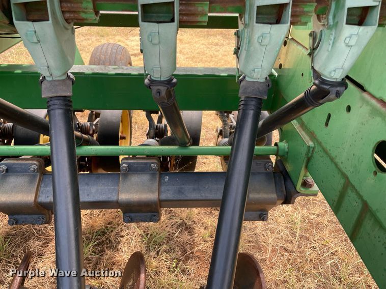 image for item NY9829 John Deere 750  grain drill