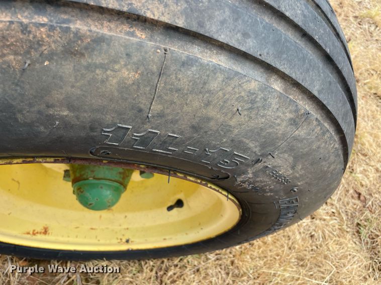 image for item NY9829 John Deere 750  grain drill