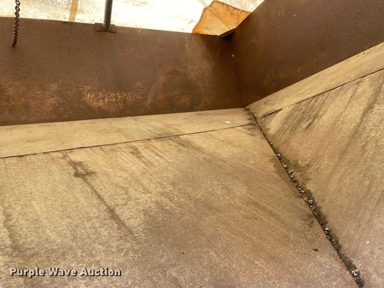 image for item NY9831 Parker  gravity wagon