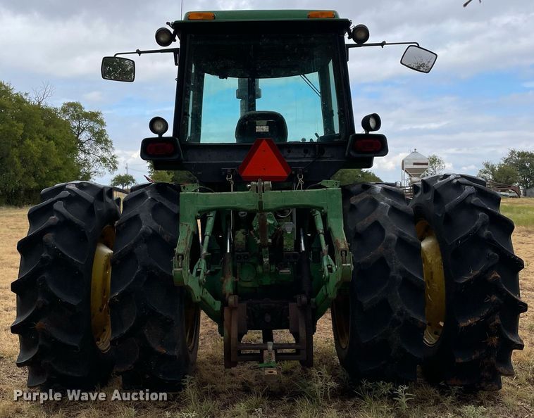 image for item NY9835 1982 John Deere 4840  tractor