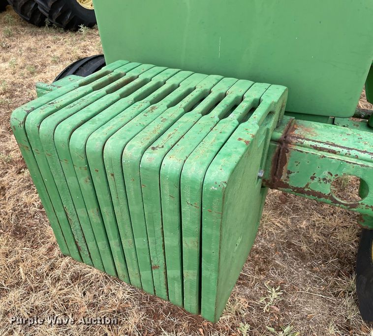 image for item NY9835 1982 John Deere 4840  tractor