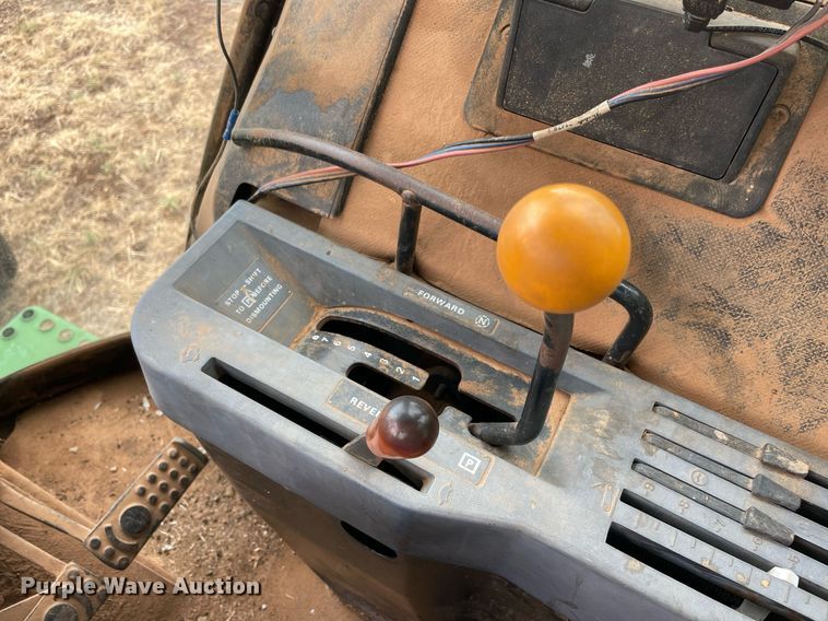 image for item NY9835 1982 John Deere 4840  tractor