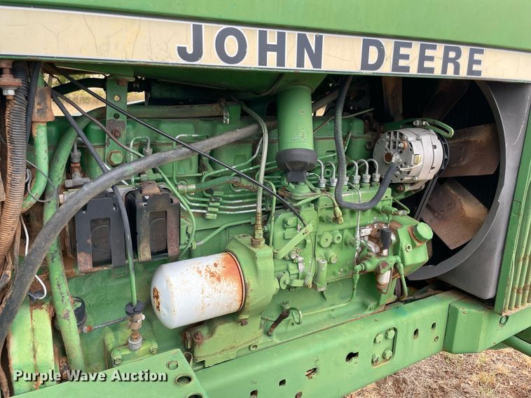image for item NY9835 1982 John Deere 4840  tractor