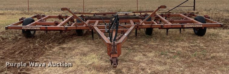 image for item NY9836 Sunflower 79FC-24  chisel