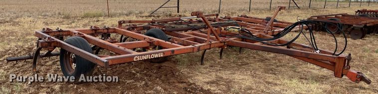 image for item NY9836 Sunflower 79FC-24  chisel