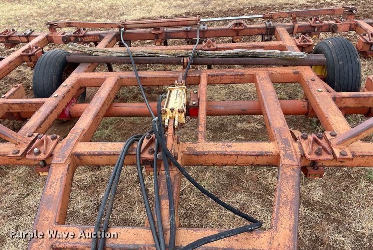 image for item NY9836 Sunflower 79FC-24  chisel