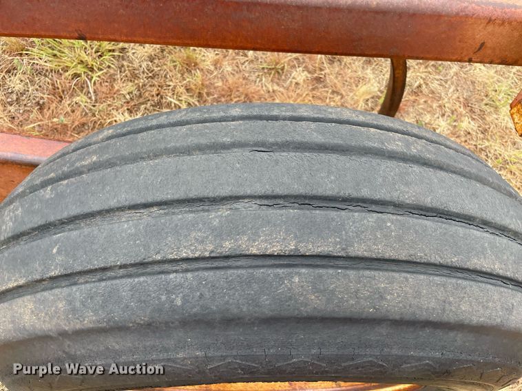 image for item NY9836 Sunflower 79FC-24  chisel