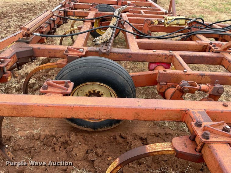 image for item NY9836 Sunflower 79FC-24  chisel