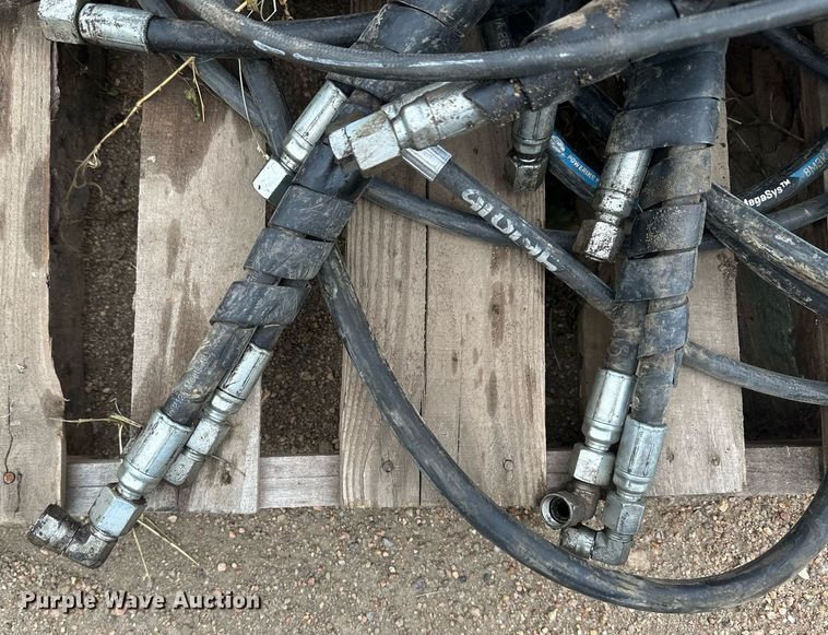 image for item OC9369 Hydraulic hoses