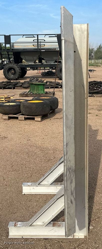 image for item OC9381 Road Gear headache rack