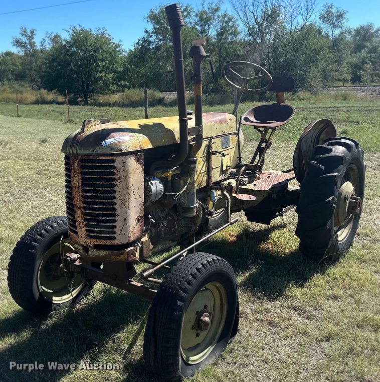 image for item OC9532 1943 Case VAI  tractor