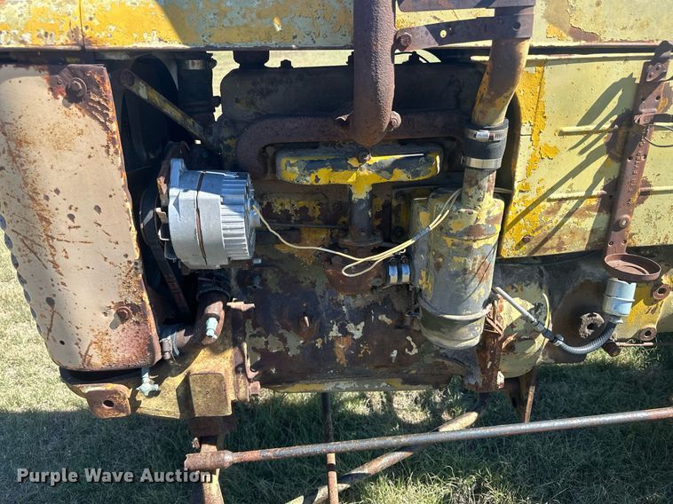 image for item OC9532 1943 Case VAI  tractor