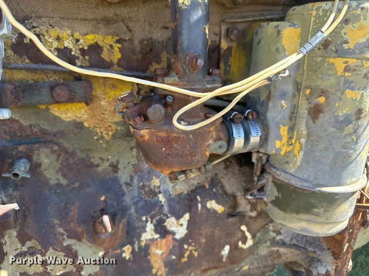 image for item OC9532 1943 Case VAI  tractor