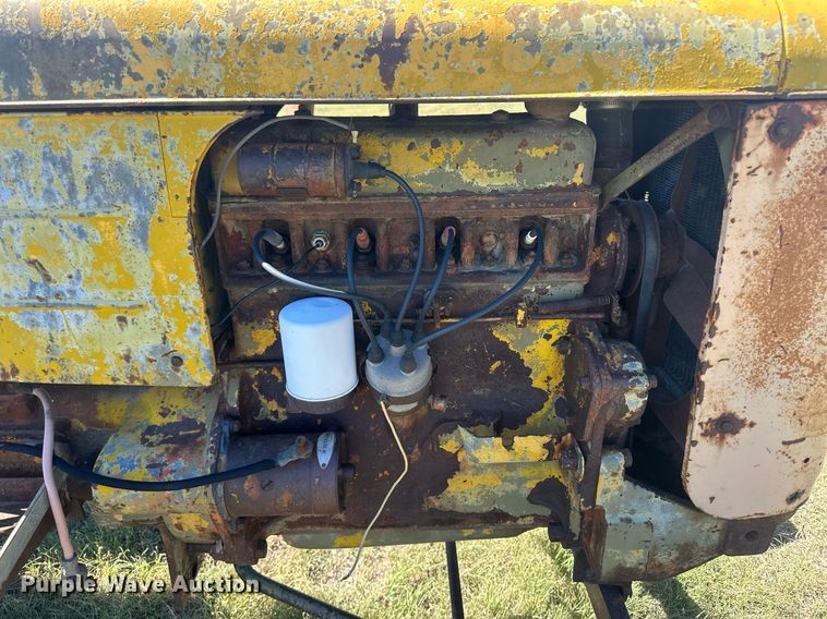 image for item OC9532 1943 Case VAI  tractor