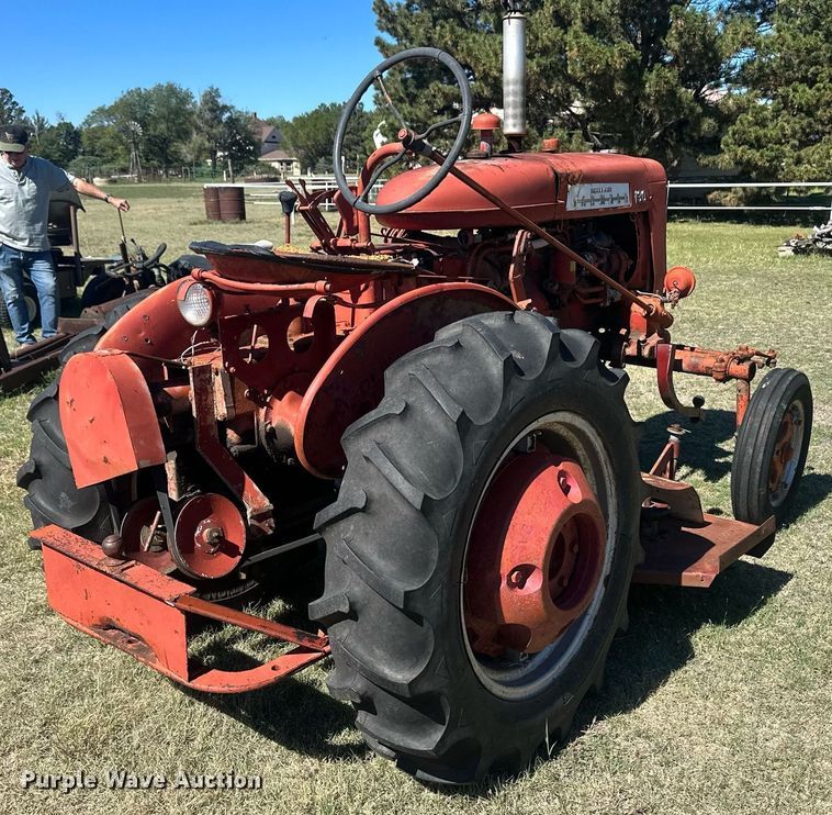 image for item OC9533 1957 Farmall I-130E  tractor