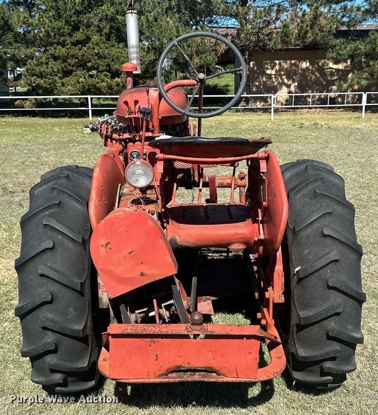 image for item OC9533 1957 Farmall I-130E  tractor