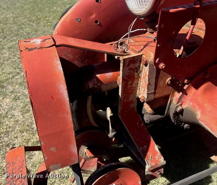 image for item OC9533 1957 Farmall I-130E  tractor