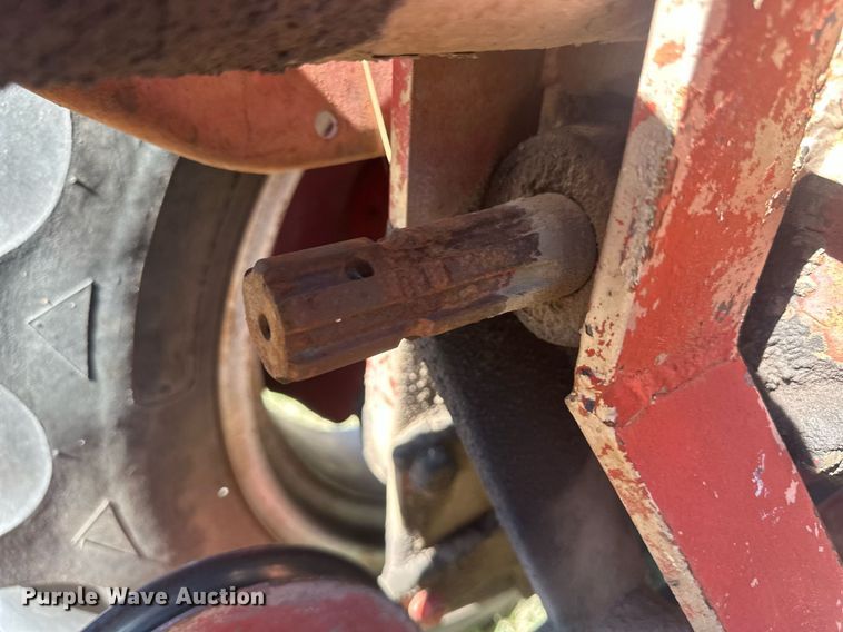 image for item OC9533 1957 Farmall I-130E  tractor